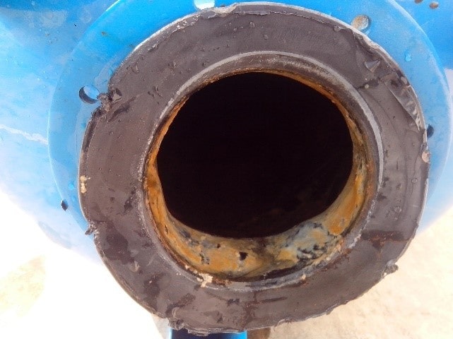 ben-trong-ruot-binh-tich-ap-min