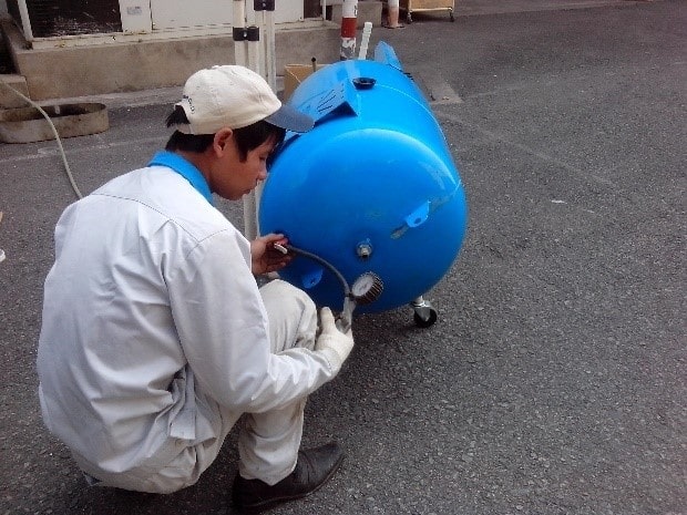 kiem-tra-nap-khi-vao-binh-tich-ap-min