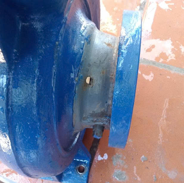 máy bơm bị thủng buồng bơm -1